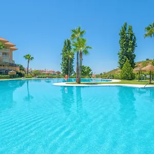 https://reserva-del-higueron-beach-spa.es-andalucia.com